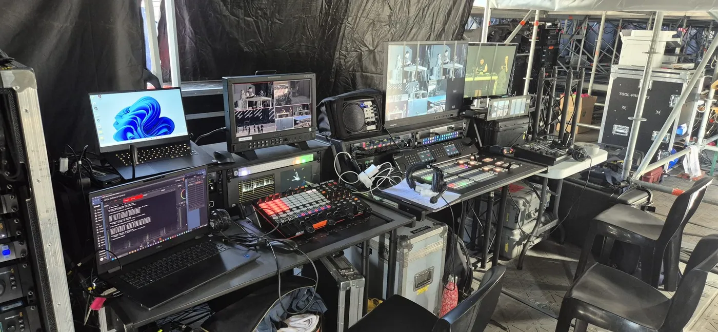 Positiv Festival NRJ — Dushow · Matmut Stadium, Lyon